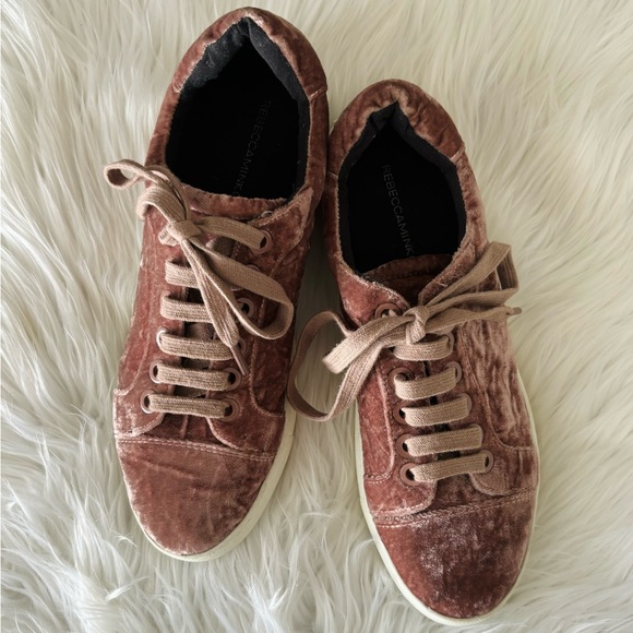 Rebecca Minkoff Bleecker Too Velvet Sneakers 8.5 - Picture 9 of 9